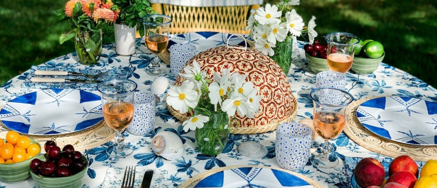 Τα items που προσδίδουν εκλεπτυσμένο χαρακτήρα στο καλοκαιρινό σας τραπέζι