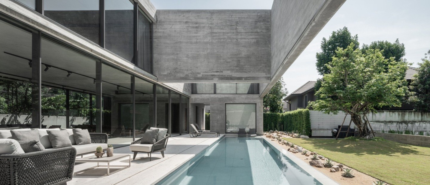 Μια ultra modern, μινιμαλιστική κατοικία έχει τον κήπο των ονείρων μας