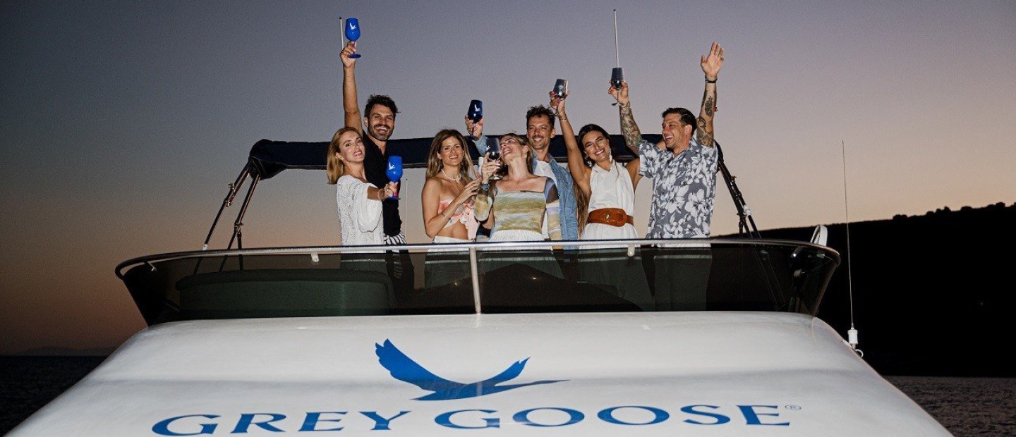 Το πιο λαμπερό exclusive yacht party στην Αθηναϊκή Ριβιέρα