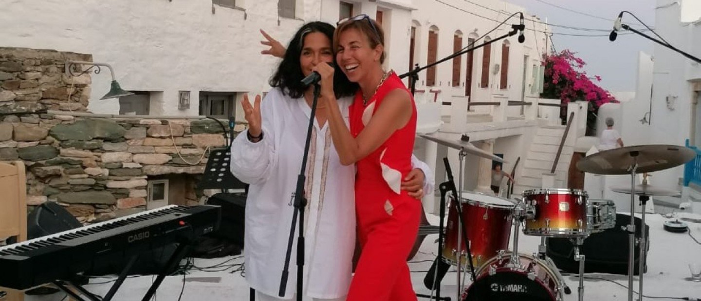 The Talks: Με τις founders του "Bring your Chair Cozy Festival", Φαίη Καζαντζίδου και Paola Valeria Jovinelli 