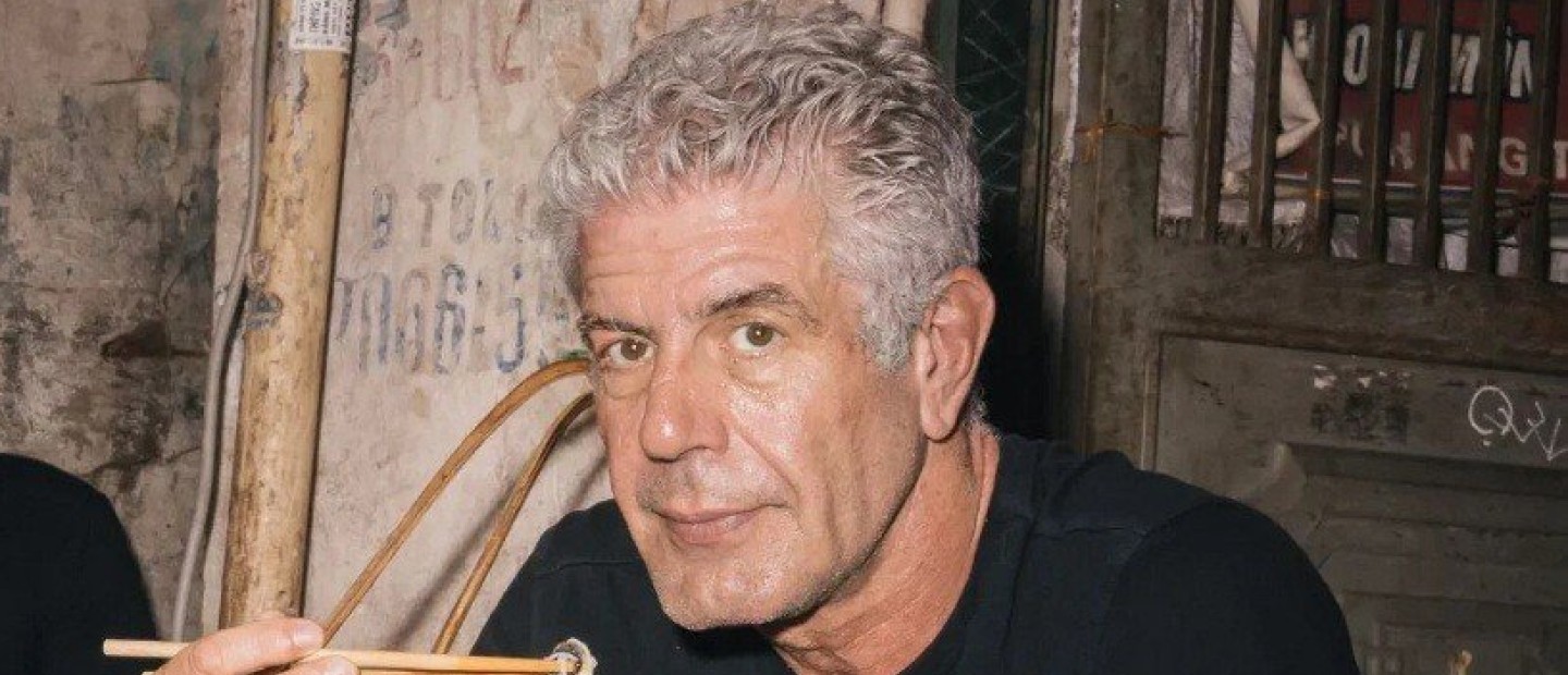 Anthony Bourdain: O «μύθος» του συνεχίζει να απασχολεί με νέες αποκαλύψεις για το τραγικό του τέλος 