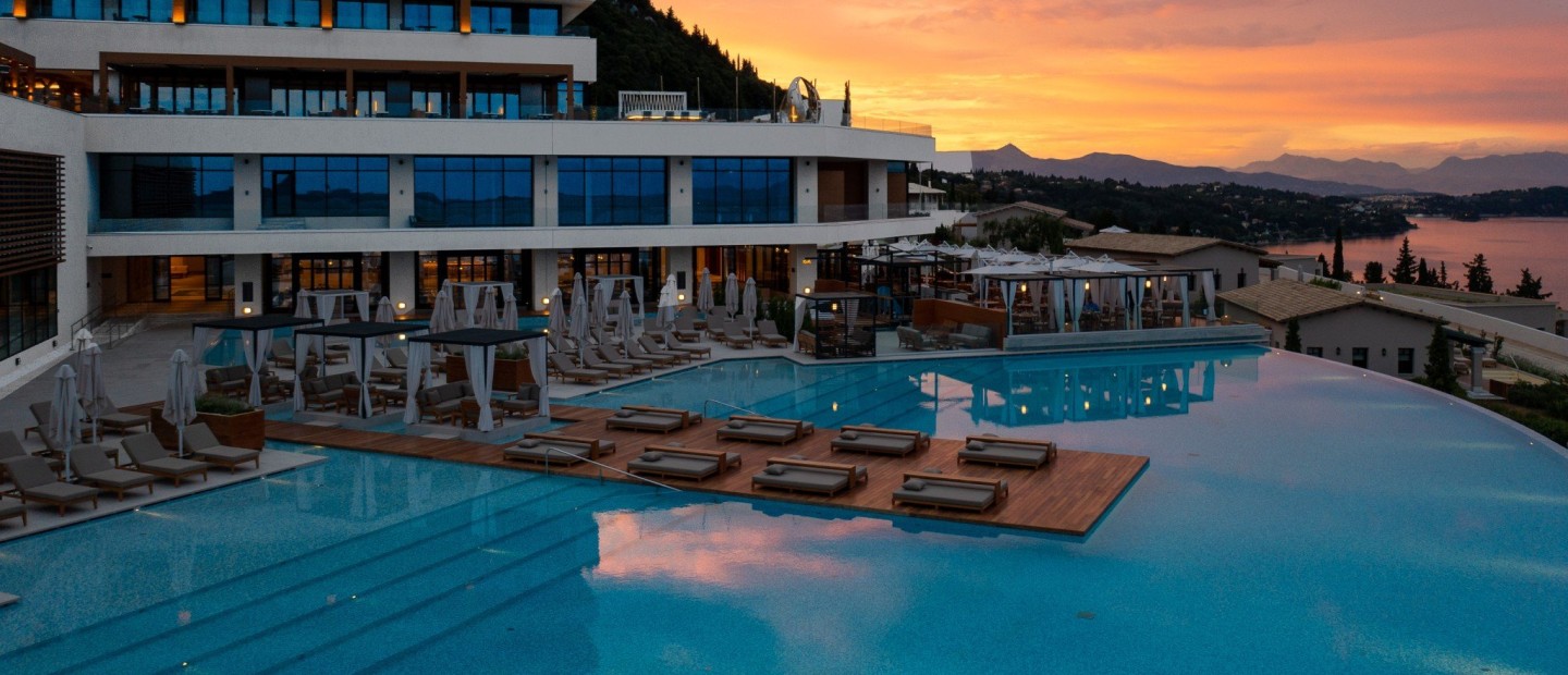 28η Οκτωβρίου: Το σύγχρονο resort μεσογειακής πολυτέλειας για ένα αξέχαστο τριήμερο στην Κέρκυρα