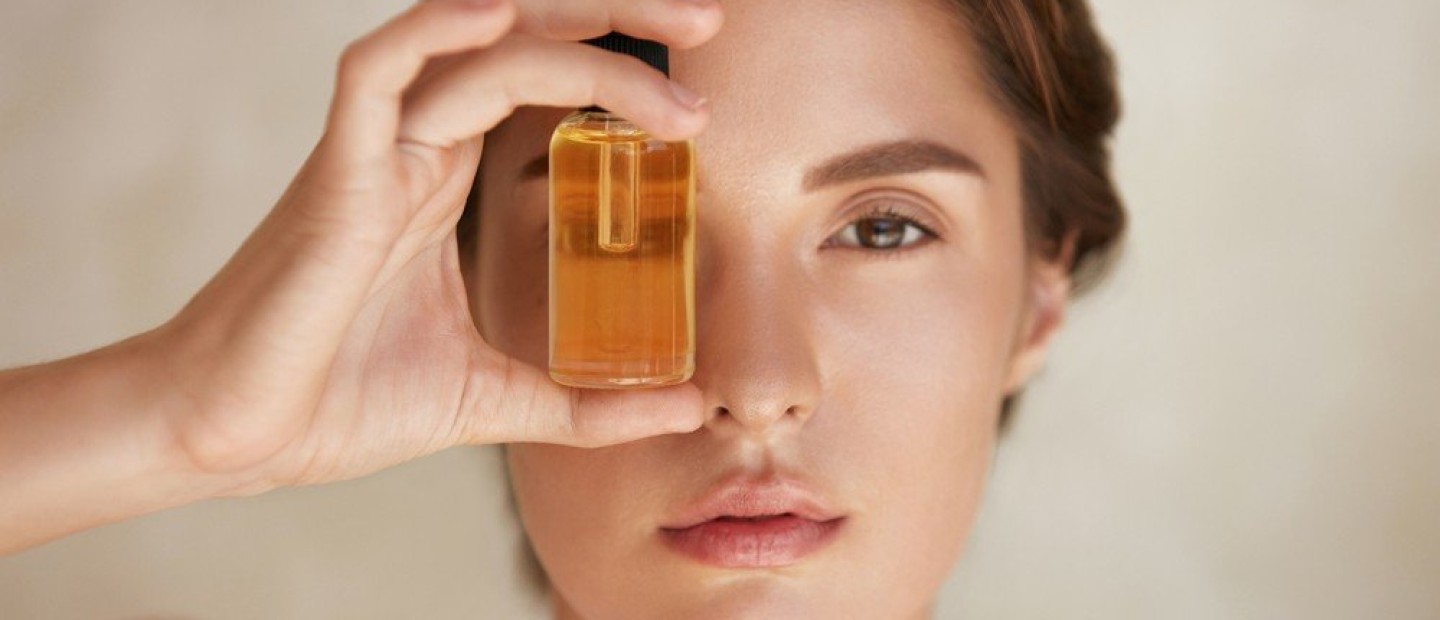 10+1 οξέα που κάνουν restart στην επιδερμίδα μας  