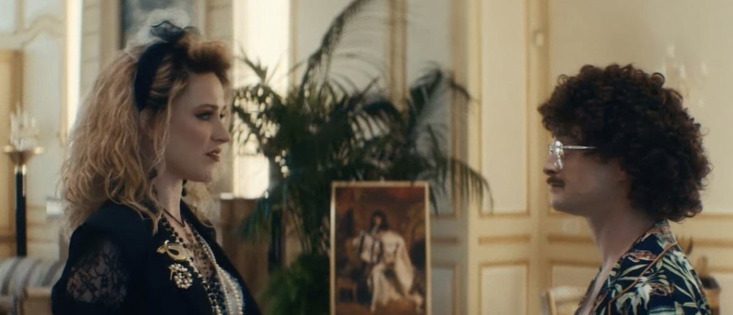 Ο Daniel Radcliffe και η Evan Rachel Wood παίζουν "song association" και μας χαρίζουν άπλετο γέλιο