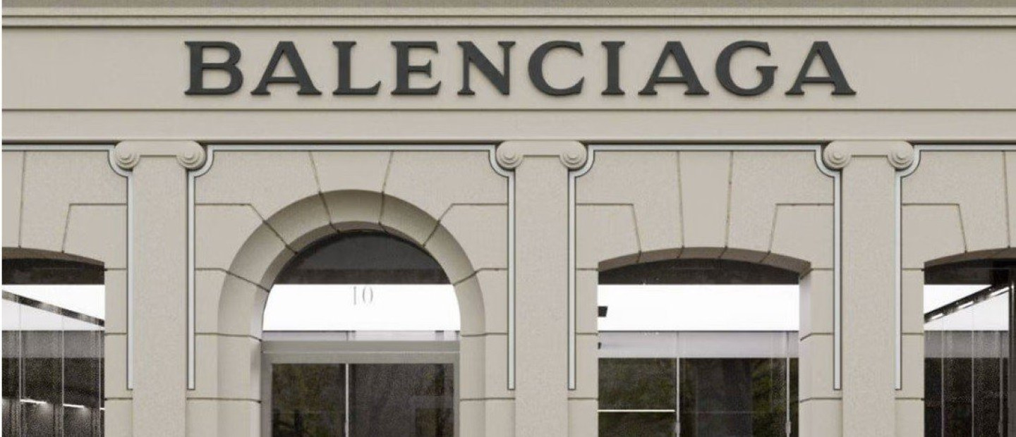 Ο οίκος Balenciaga εγκαταλείπει το Twitter λόγω των πρόσφατων εξελίξεων