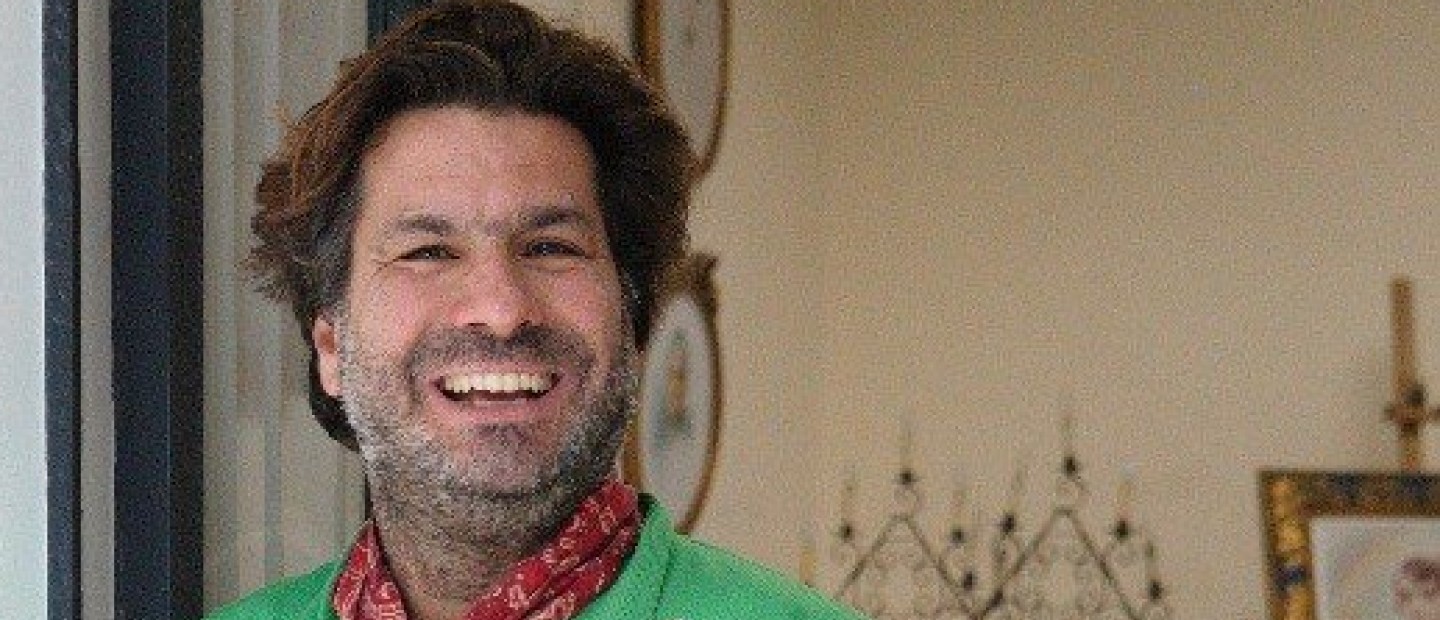 Γεώργιος Καράμπελλας: Όσα μας εκμυστηρεύτηκε λίγο πριν την επίσημη παρουσίαση του πρώτου του βιβλίου