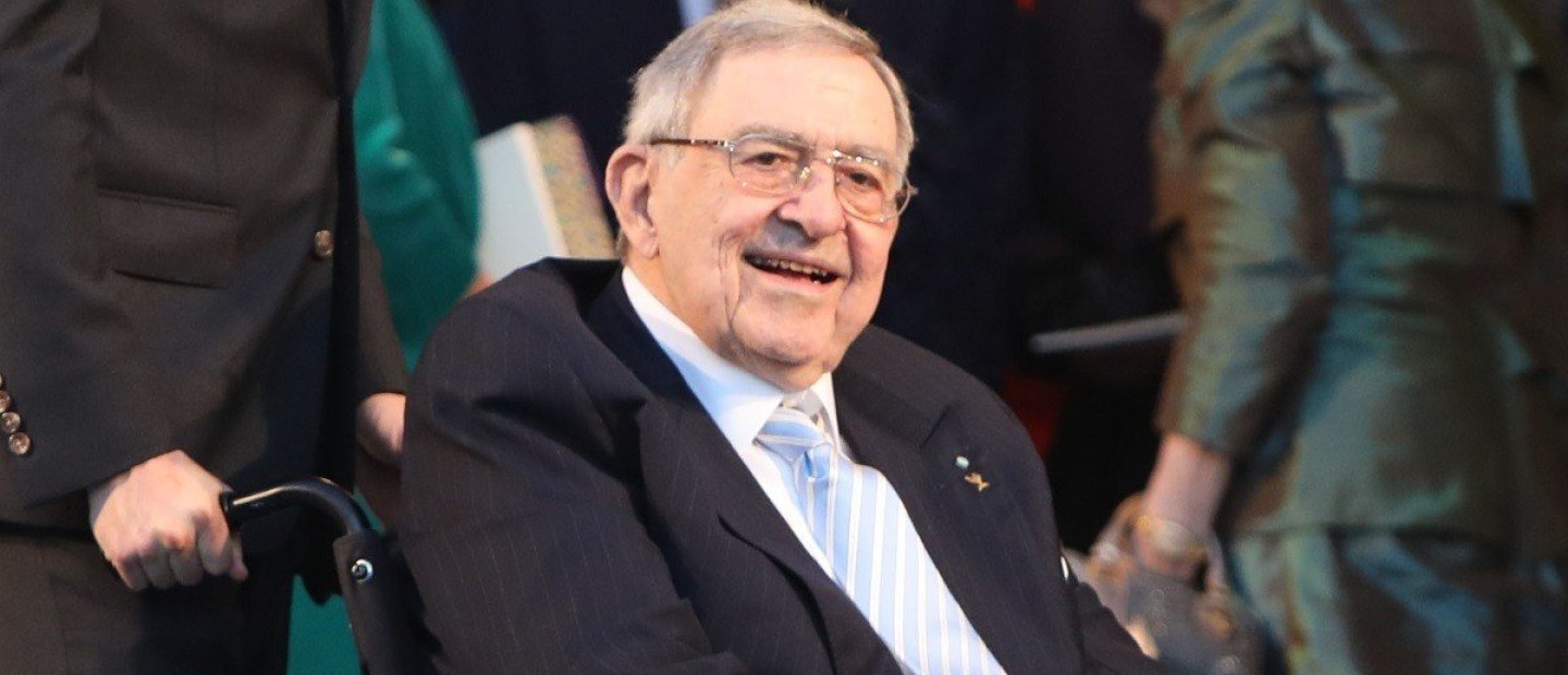 Τέως βασιλιάς Κωνσταντίνος: Χωρίς τιμές αρχηγού κράτους αποφασίστηκε η ταφή του από το κυβερνητικό επιτελείο