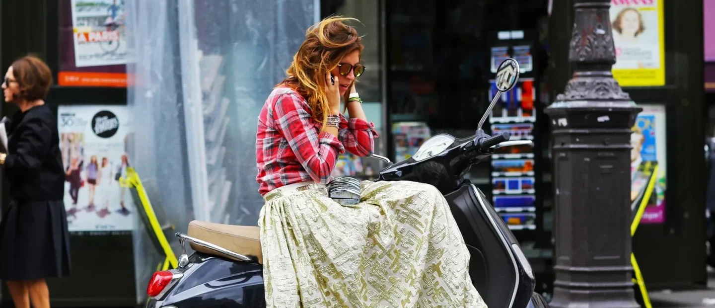Maxi skirts: Τα σχέδια που θα φοράτε όλο το 2023