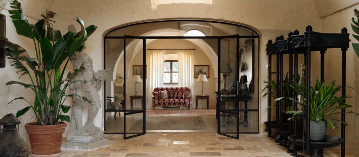 H masseria στην Puglia που αποκαλύπτει το πώς η αυθεντική ιταλική εξοχή συναντά μια διακριτικά σύγχρονη κομψότητα