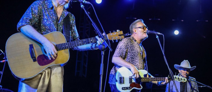 Οι The Waterboys μάγεψαν το κοινό σε μια sold-out βραδιά στο Sani Festival 2026