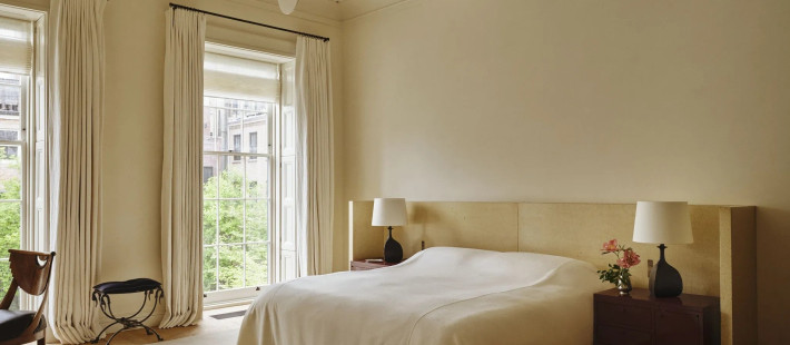 Cozy bedroom: Τα essentials που θα κάνουν το υπνοδωμάτιό σας πιο ζεστό αυτό το φθινόπωρο