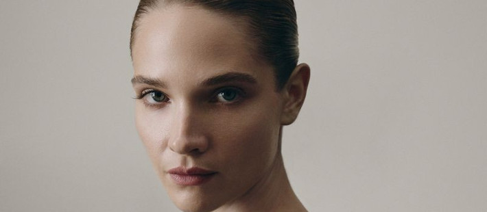 Το φθινοπωρινό smokey eye δεν είναι μαύρο: 4 αποχρώσεις που το κάνουν πιο σύγχρονο