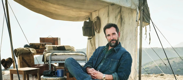 Ποιος είναι ο Noah Wyle, ο πιο sexy άνδρας του 2026 σύμφωνα με το People;