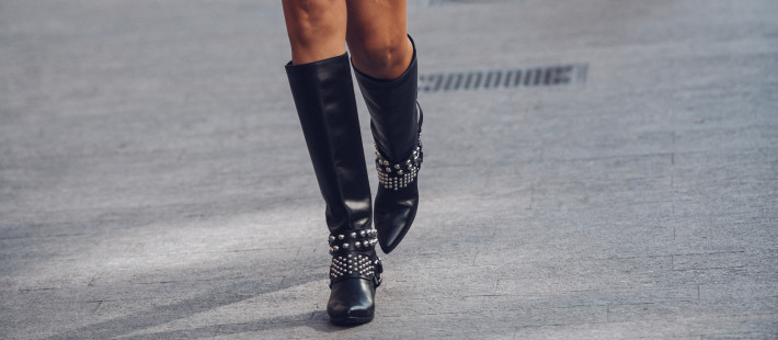 Μαύρες μπότες: Τα στιλ στα οποία αξίζει να επενδύσετε