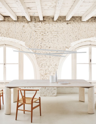 The Art of Slow Living: Πώς να δημιουργήσετε χώρους που ενισχύουν την ηρεμία και την απόλυτη αρμονία