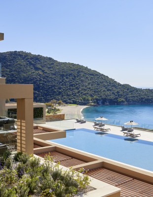 Ζήστε μια εμπειρία αυθεντικής φιλοξενίας σε έναν από τους πιο ειδυλλιακούς προορισμούς της Θεσπρωτίας