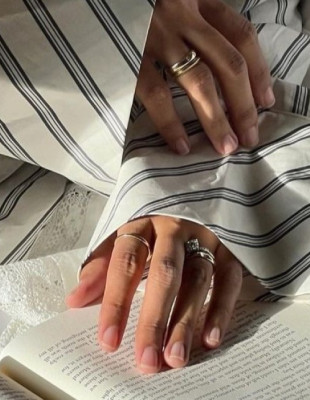 Πώς να «σώσετε» μόνες σας ένα σπασμένο νύχι με τον πιο εύκολο τρόπο;