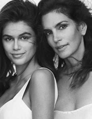 Mother's Day: Τα beauty-approved δώρα που θα ξετρελάνουν κάθε μητέρα