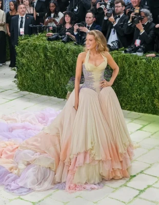 Met Gala 2026: Οι εμφανίσεις που ξεχώρισαν σε ένα από τα πιο epic red carpets των τελευταίων ετών