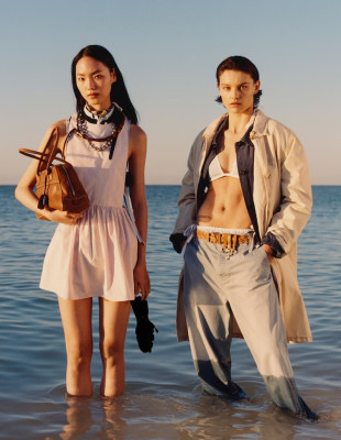 Το ονειρικό fashion film του οίκου Miu Miu για την καλοκαιρινή καμπάνια του 2026