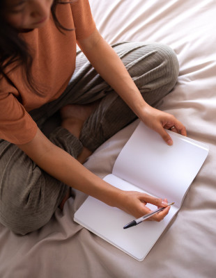 Sunday settle in: Η νέα ρουτίνα ευεξίας που αλλάζει τον τρόπο που ξεκινά η εβδομάδα