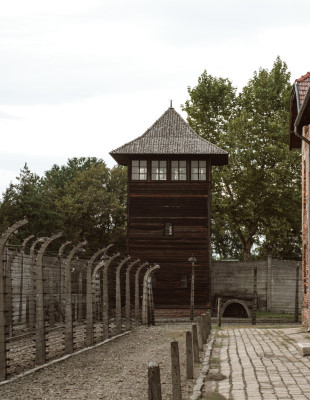 Dark Tourism: Οι 5+1 προορισμοί που βάζουν στο επίκεντρο τις μαύρες σελίδες της ιστορίας και τη συλλογική μνήμη