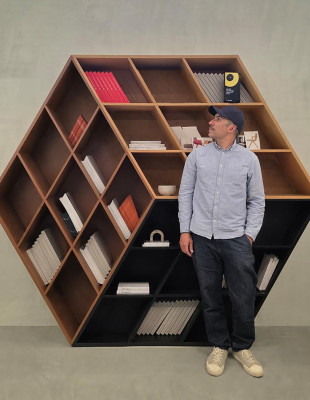 SKG Stories: Ο industrial designer Γιώργος Μπόσνας παρουσίασε τη δουλειά του στην πρωτεύουσα του σχεδιασμού, το Μιλάνο, και βάζει πλώρη για τα επόμενα βήματά του