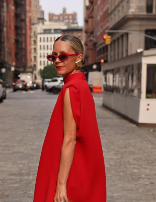 Τα color trends και τα fashion items που θα απογειώσουν τις καλοκαιρινές σας εμφανίσεις