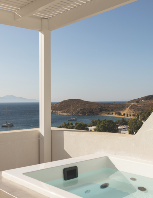 Ένα boutique hotel στη Σέριφο απογειώνει τη σύγχρονη φιλοξενία μέσα από τη διακριτική του πολυτέλεια