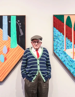 David Hockney: Έφυγε από τη ζωή στα 88 του ο σπουδαίος καλλιτέχνης που άλλαξε για πάντα τη σύγχρονη τέχνη