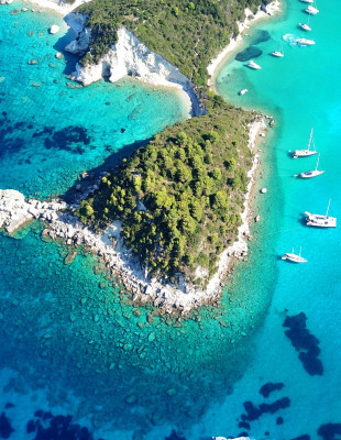 Αν είστε λάτρεις της εξωτικής ομορφιάς αυτές οι παραλίες του Ιονίου θα σας ξετρελάνουν