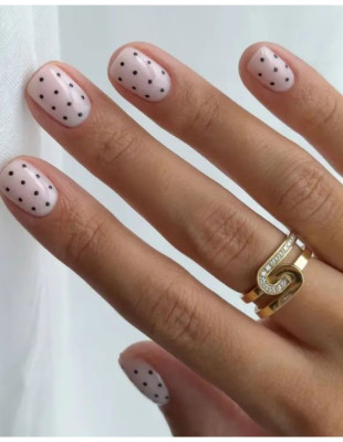 Nail Patterns: 5 hot σχέδια που θα δώσουν χαρακτήρα στο manicure σας
