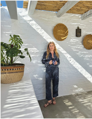 Στη Σίφνο, η interior designer Μαλβίνα Σαραντίτη μας μιλάει για την ανακαίνιση μιας καλοκαιρινής κατοικίας με κυκλαδίτικη ατμόσφαιρα και slow living αισθητική
