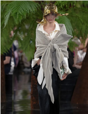 Ο κήπος του Anderson ανθίζει ξανά: Dior Haute Couture Fall/Winter '26