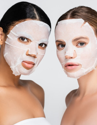 Πριν εφαρμόσετε τη sheet mask σας, διαβάστε αυτό