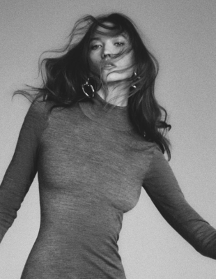 Karlie Kloss: Ένα supermodel που σώζει την κληρονομιά του print
