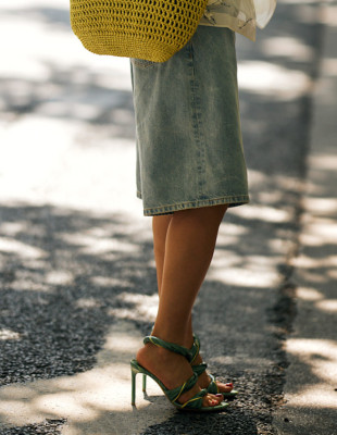 Τα πιο επιτυχημένα styling tips για να φορέσετε τη βερμούδα σας με στιλ