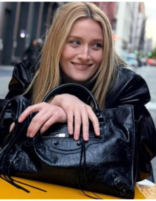 4 iconic designer bags που επιστρέφουν δυναμικά τον φετινό χειμώνα