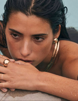 Tan-Friendly Eyeshadows: Οι αποχρώσεις που αναδεικνύουν την ηλιοκαμένη σας επιδερμίδα