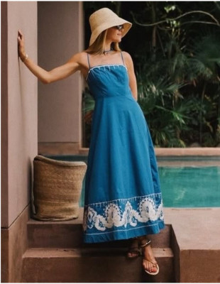 It Girl: H ιδανική γκαρνταρόμπα για το καλοκαίρι ειναι αυτή της Julia Berolzheimer