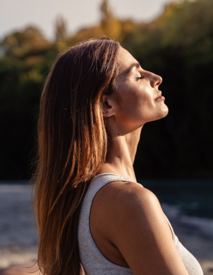Longevity Hacks: Τα μυστικά της σύγχρονης μακροζωίας που αξίζει να εντάξετε στην καθημερινότητά σας