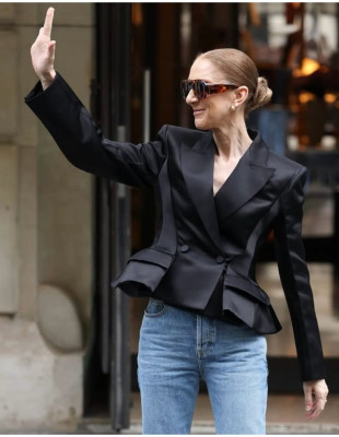 Η Céline Dion κάνει το Παρίσι προσωπική της πασαρέλα: Τα looks που λατρέψαμε