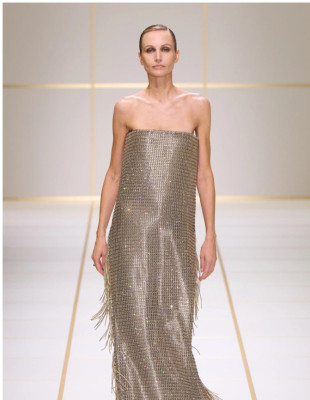 Η κληρονομιά του Giorgio Armani περνά σε νέα εποχή: Η SS27 συλλογή του οίκου εντυπωσίασε τον κόσμο της μόδας