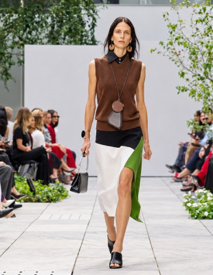 New York Fashion Week: Michael Kors και Calvin Klein υπογράφουν τη νέα αμερικανική κομψότητα