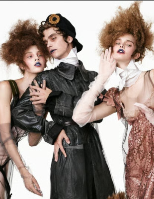 Ο John Galliano και το Zara μας καλωσορίζουν στον κόσμο της Re{form}