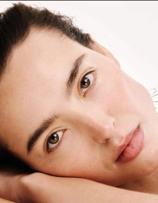 Collagen Boost: Όλα όσα μπορείτε να κάνετε για να ενισχύσετε την παραγωγή του