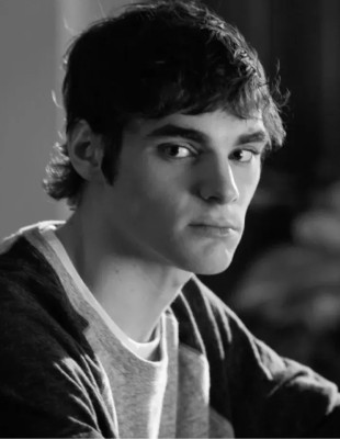 RJ Mitte: Έφυγε από τη ζωή ο ηθοποιός του Breaking Bad