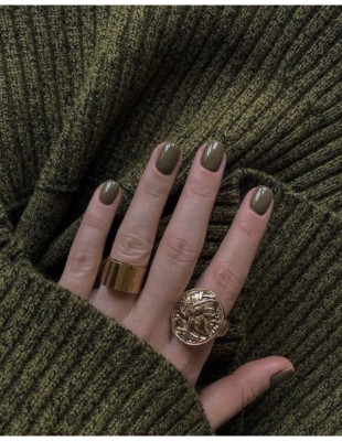 Mid-Autumn Nails: Οι πιο γοητευτικές τάσεις στο μανικιούρ έχουν κάτι αρκετά μυστηριώδες