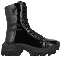 Chunky sole boot 