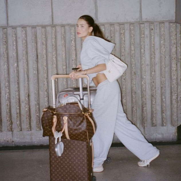 In-flight skincare: Τι χρειάζεται πραγματικά η επιδερμίδα μας σε μία πτήση;